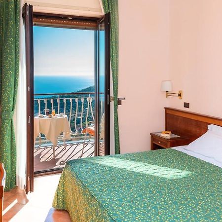 Hotel Montana SantʼAgata sui Due Golfi Eksteriør bilde