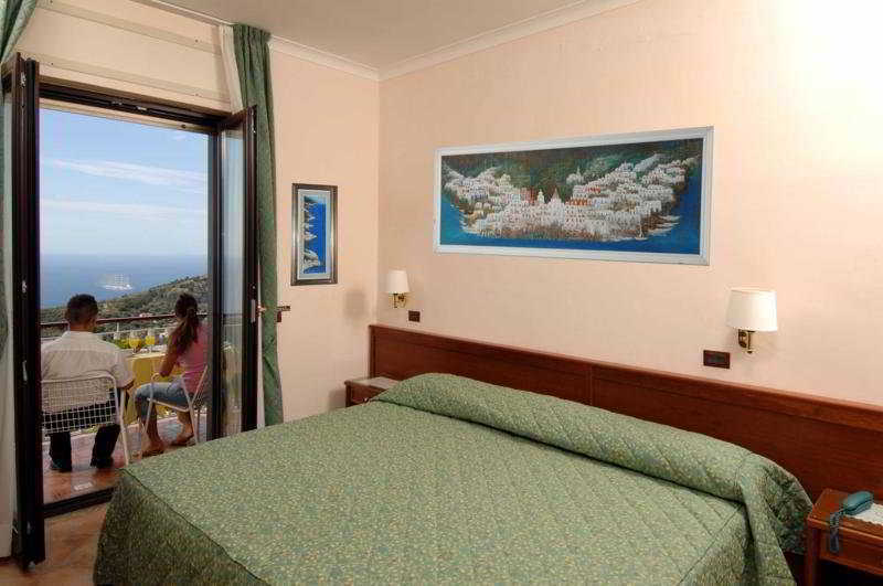 Hotel Montana SantʼAgata sui Due Golfi Eksteriør bilde