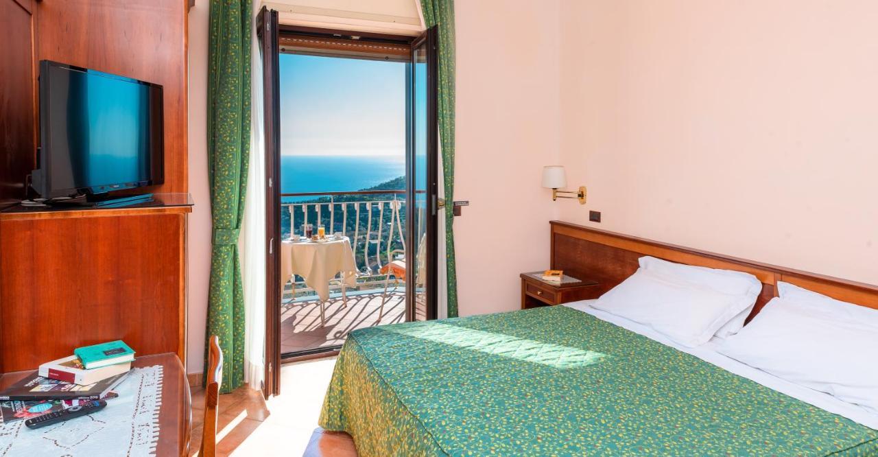 Hotel Montana SantʼAgata sui Due Golfi Eksteriør bilde